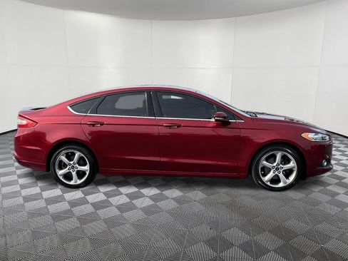 Used 2016 Ford Fusion SE AWD/4WD image 7