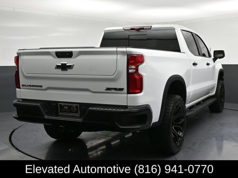 Used 2025 Chevrolet Silverado 1500 ZR2 w/ Technology Package image 4