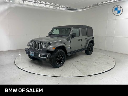 Used 2021 Jeep Wrangler Unlimited Sahara w/ Cold Weather Group AWD/4WD image 1