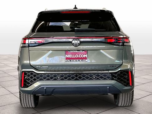 New 2026 Volkswagen Tiguan SEL R-Line AWD/4WD image 4