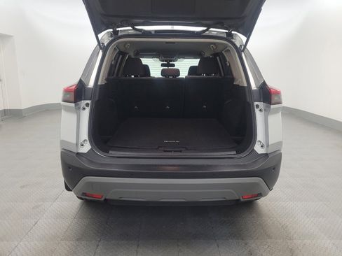 Used 2021 Nissan Rogue SV FWD image 29