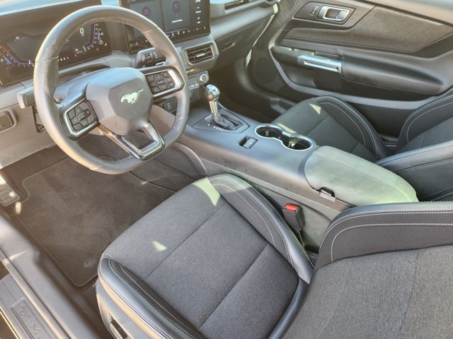 Used 2024 Ford Mustang Coupe RWD image 26