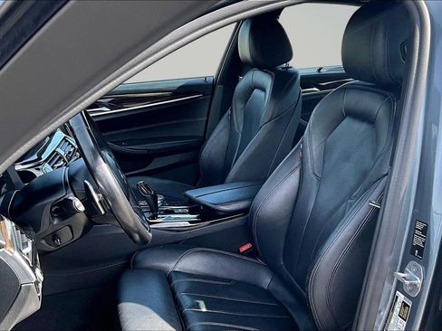 Used 2019 BMW 540i xDrive w/ M Sport Package image 21