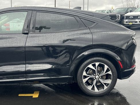 Used 2021 Ford Mustang Mach-E Premium image 10