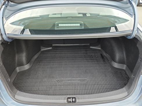 Used 2025 Toyota Corolla LE w/ Convenience Package FWD image 28