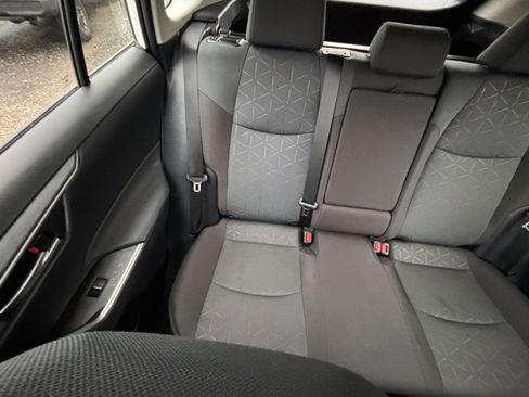 Used 2025 Toyota RAV4 XLE image 40