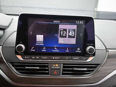 Used 2023 Nissan Altima 2.5 SV image 16