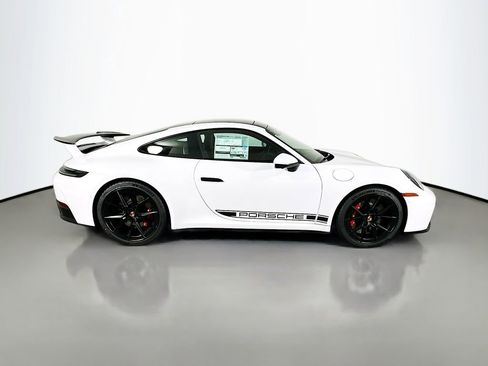 New 2026 Porsche 911 Carrera 4S image 9