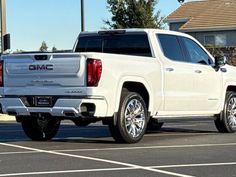 New 2026 GMC Sierra 1500 Denali image 5
