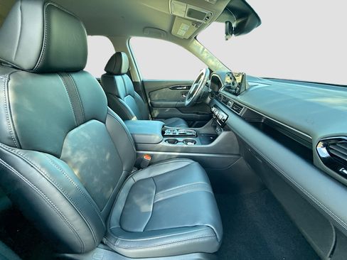 New 2025 Honda Pilot EX-L image 24
