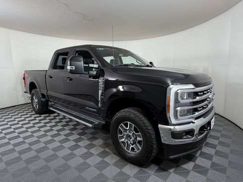 Used 2023 Ford F250 Lariat w/ FX4 Off-Road Package AWD/4WD image 1