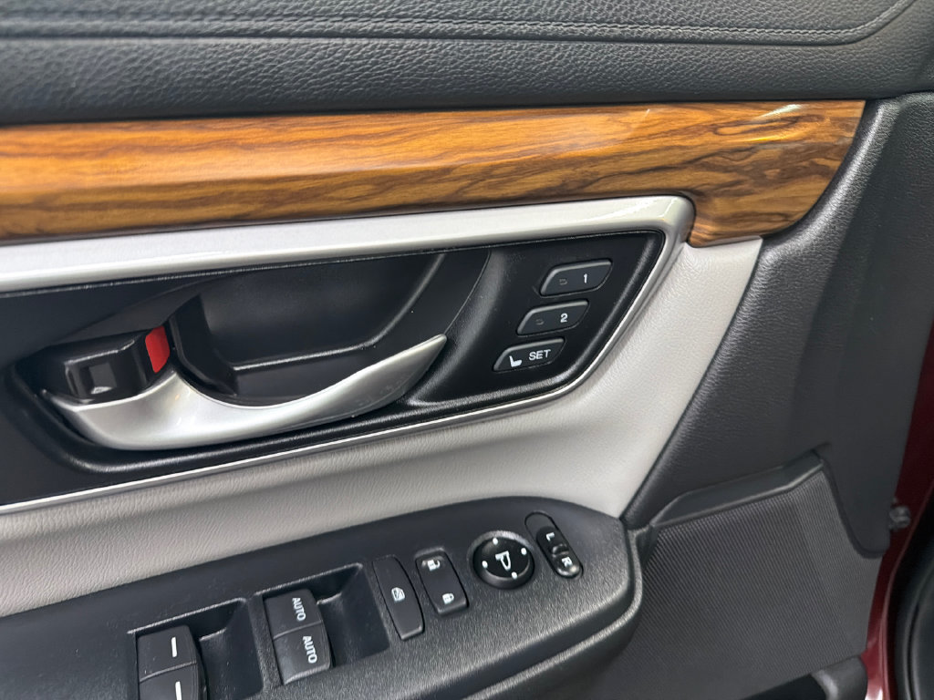 Used 2019 Honda CR-V Touring image 12