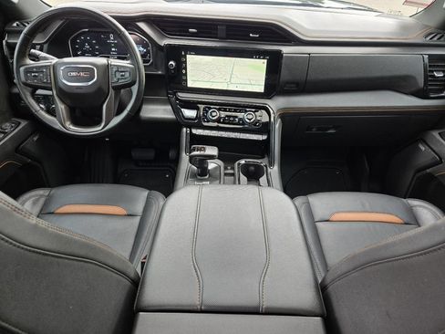 Used 2025 GMC Sierra 1500 AT4 w/ Technology Package AWD/4WD image 2