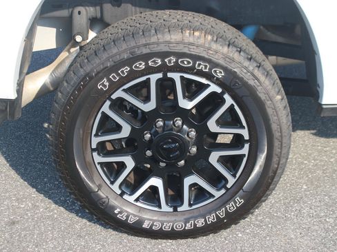 Used 2025 RAM 2500 Limited AWD/4WD image 40