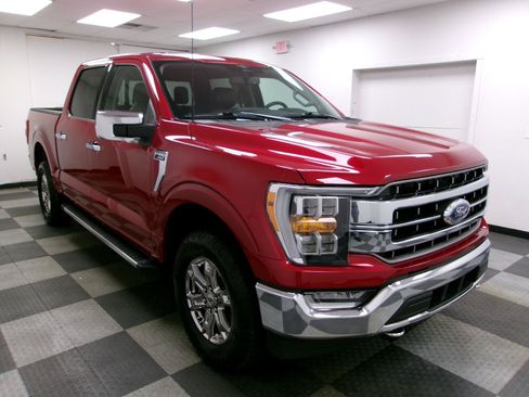 Used 2023 Ford F150 Lariat w/ Trailer Tow Package AWD/4WD image 15