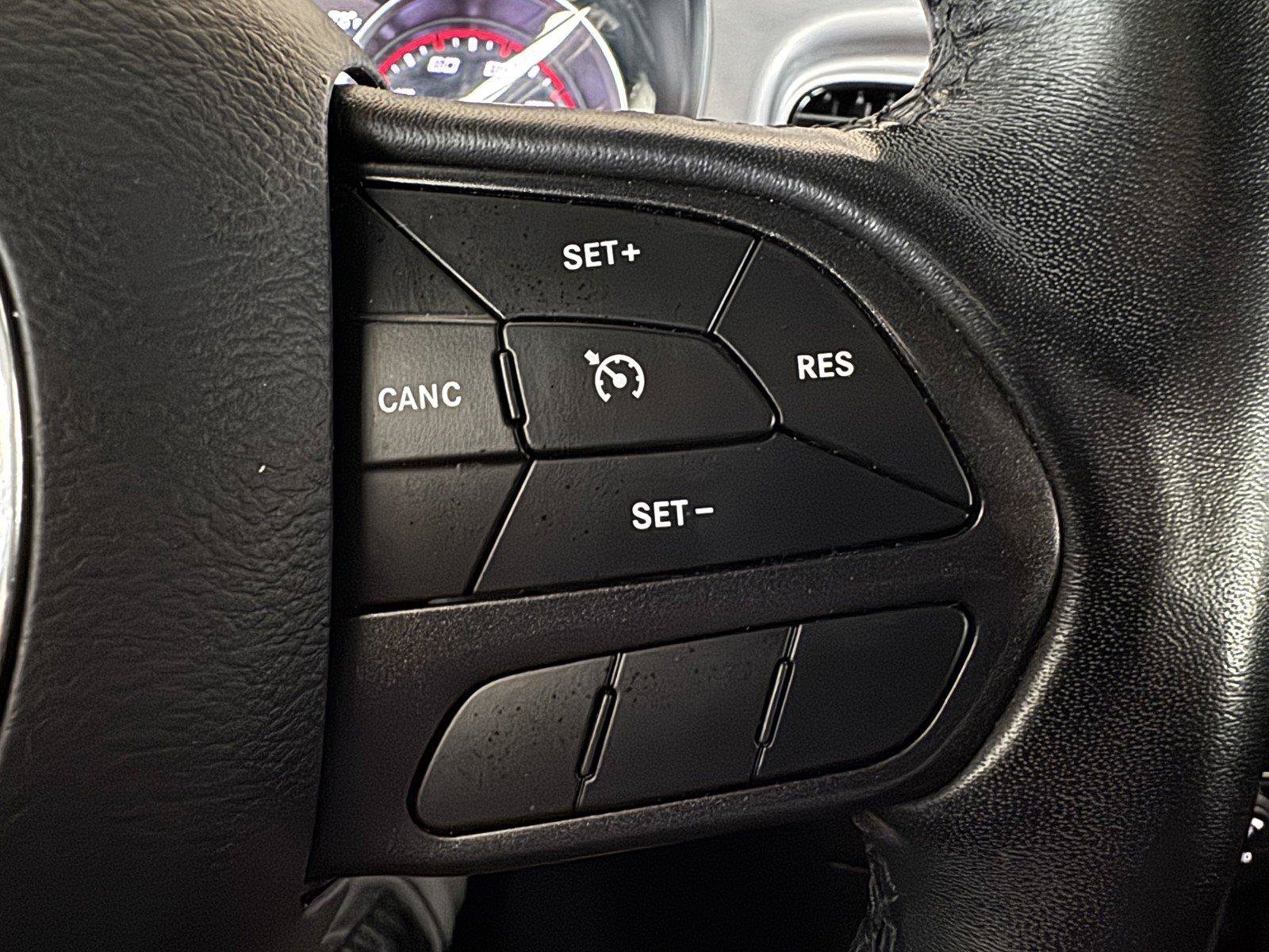 Used 2022 Dodge Charger SXT w/ Plus Group RWD image 21