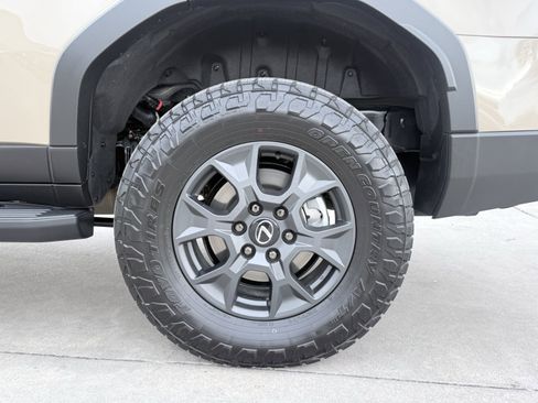 Used 2025 Lexus GX 550 image 20