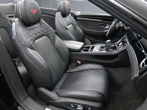 Used 2020 Bentley Continental GT image 12