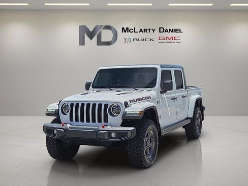Used 2020 Jeep Gladiator Rubicon AWD/4WD image 3