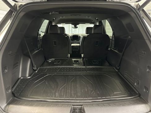 Certified 2022 Chevrolet Traverse Premier w/ LPO, Floor Liner Package image 28