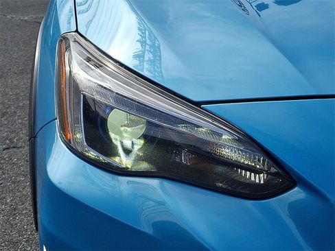 Used 2019 Subaru Crosstrek Hybrid w/ Moonroof Package w/Navigation image 11