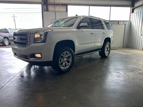 Used 2015 GMC Yukon SLE w/ Convenience Package image 2