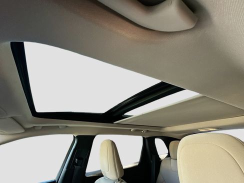 Used 2016 Jeep Cherokee 75th Anniversary image 21