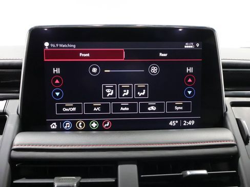 Used 2021 Chevrolet Suburban RST AWD/4WD image 34