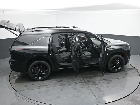 Used 2024 Chevrolet Traverse RS w/ LPO, Floor Liner Package image 56