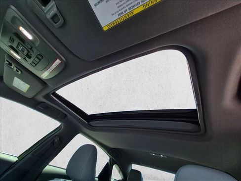 Used 2020 Toyota Avalon XLE w/ Moonroof Package FWD image 14