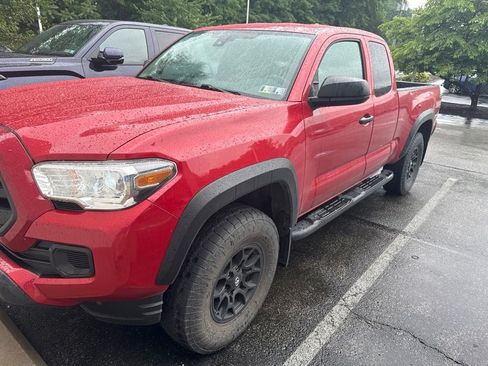Used 2019 Toyota Tacoma SR w/ SX Package AWD/4WD image 2