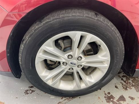 Used 2013 Ford Taurus SEL image 25