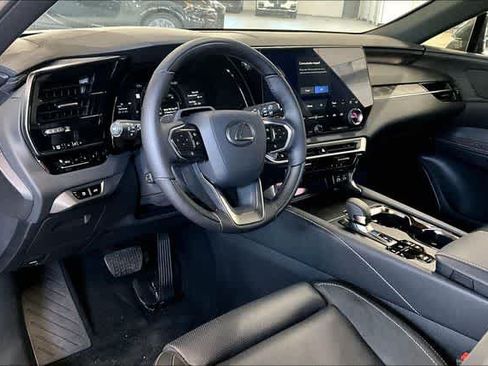 New 2026 Lexus RX 450h AWD image 6