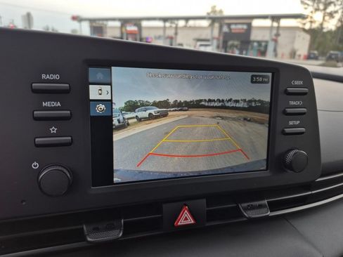 New 2026 Hyundai Elantra SEL Sport FWD image 23