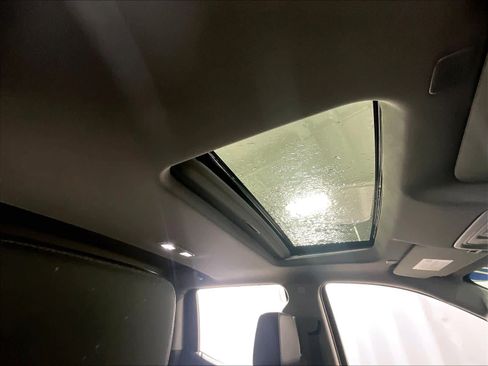 Used 2021 GMC Sierra 1500 SLT image 22