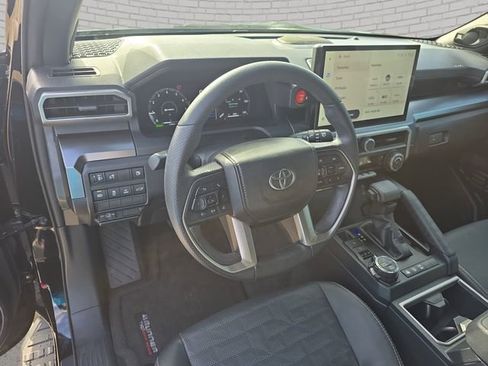 Used 2025 Toyota 4Runner TRD Off-Road Premium w/ Tow Technology Package AWD/4WD image 17