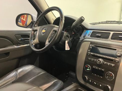 Used 2010 Chevrolet Tahoe LT w/ Luxury Package AWD/4WD image 53