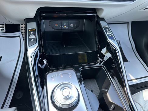 New 2025 Kia Sorento SX Prestige image 40