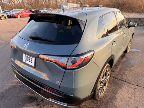Used 2026 Honda HR-V EX-L image 3