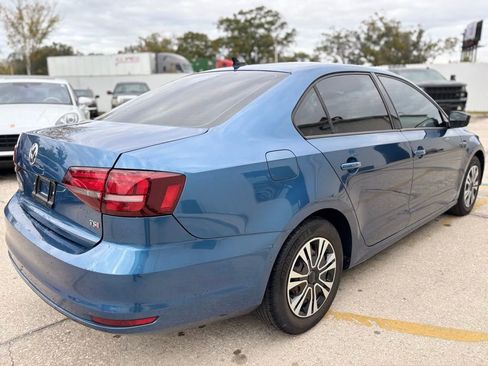 Used 2016 Volkswagen Jetta S image 5