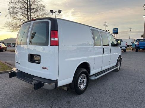 Used 2024 GMC Savana 2500 w/ Driver Convenience Package image 7