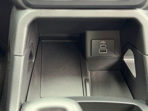 Certified 2024 Ford Ranger XL image 11