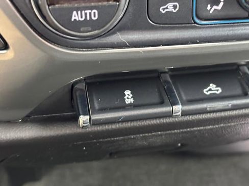 Used 2019 Chevrolet Silverado 1500 LT w/ All Star Edition image 22