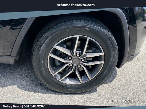Used 2020 Jeep Grand Cherokee Limited w/ Premium Lighting Group AWD/4WD image 8