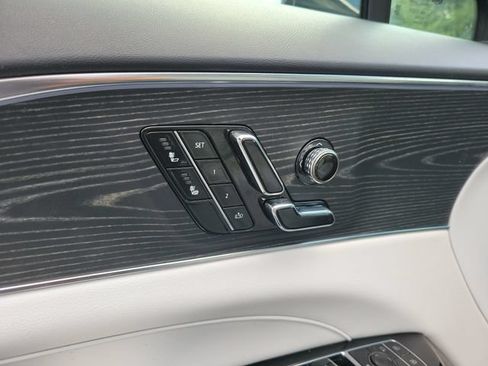 Certified 2024 Cadillac Lyriq Luxury AWD/4WD image 23