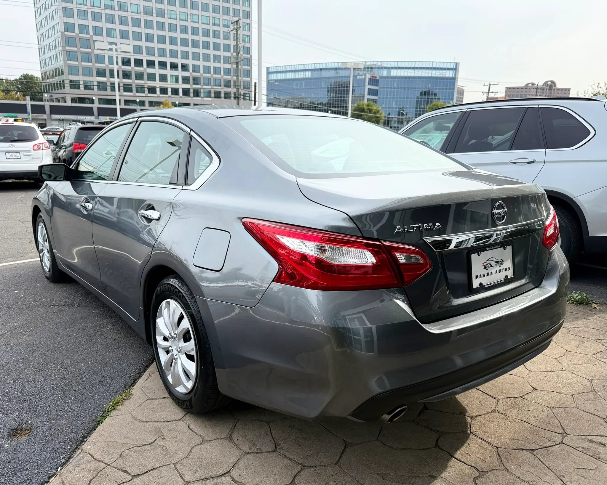 Used 2017 Nissan Altima 2.5 S w/ Power Driver Seat Package FWD image 7