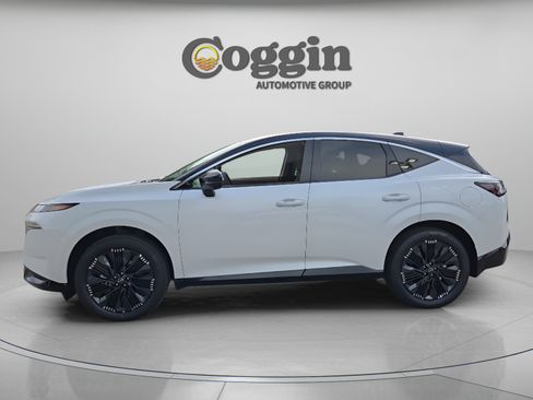 New 2026 Nissan Murano Platinum w/ Cargo Package AWD/4WD image 2