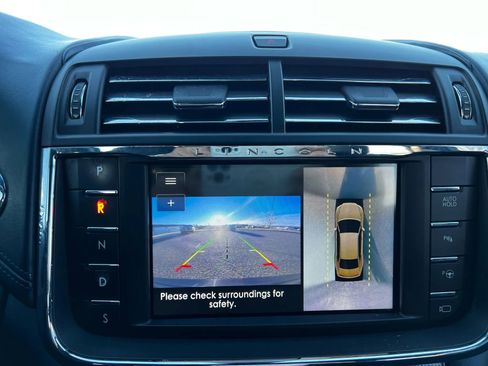 Used 2017 Lincoln Continental Black Label w/ Rear-seat Package image 33