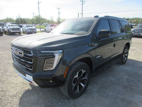 New 2026 GMC Yukon AT4 image 9