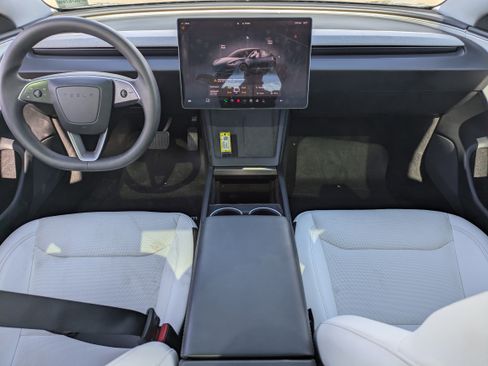 Used 2025 Tesla Model 3 Long Range image 15